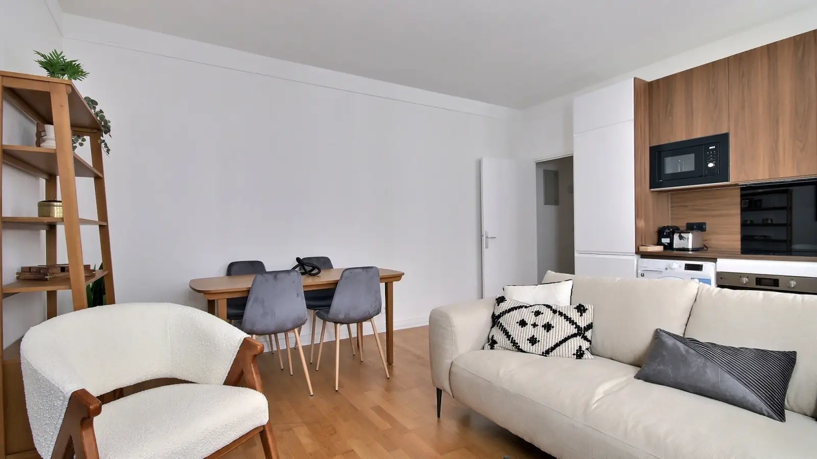 Appartement Rue de Varenne à Paris