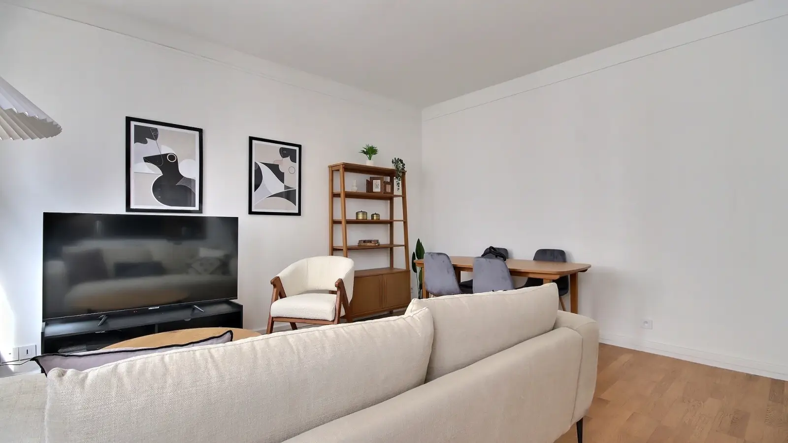 Appartement Rue de Varenne à Paris