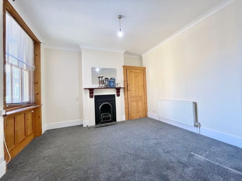 Flat Penton Place in Greater London