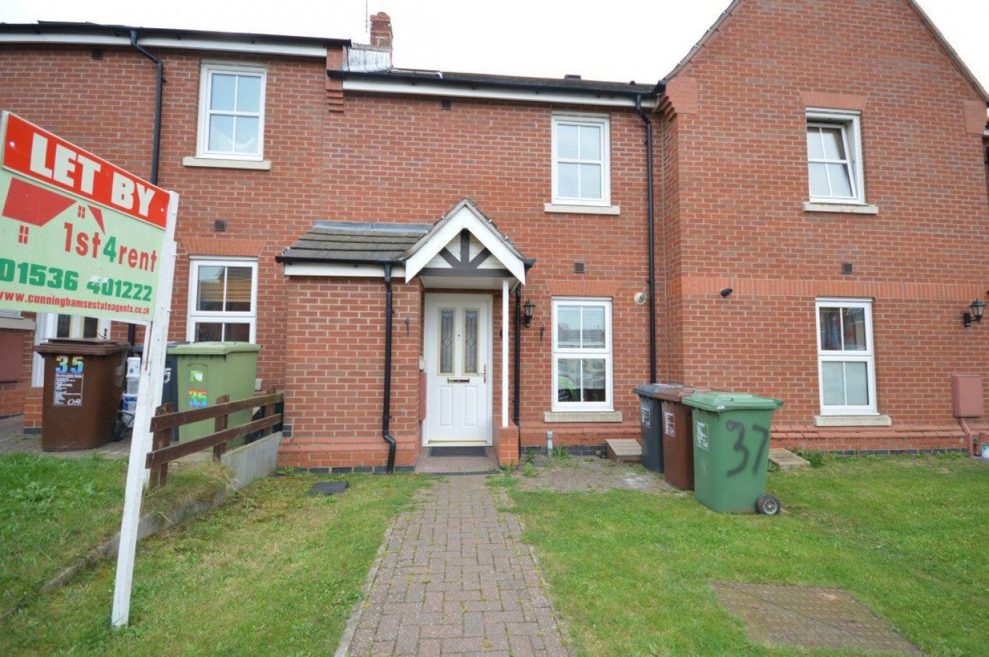 House Cheltenham Road in Corby