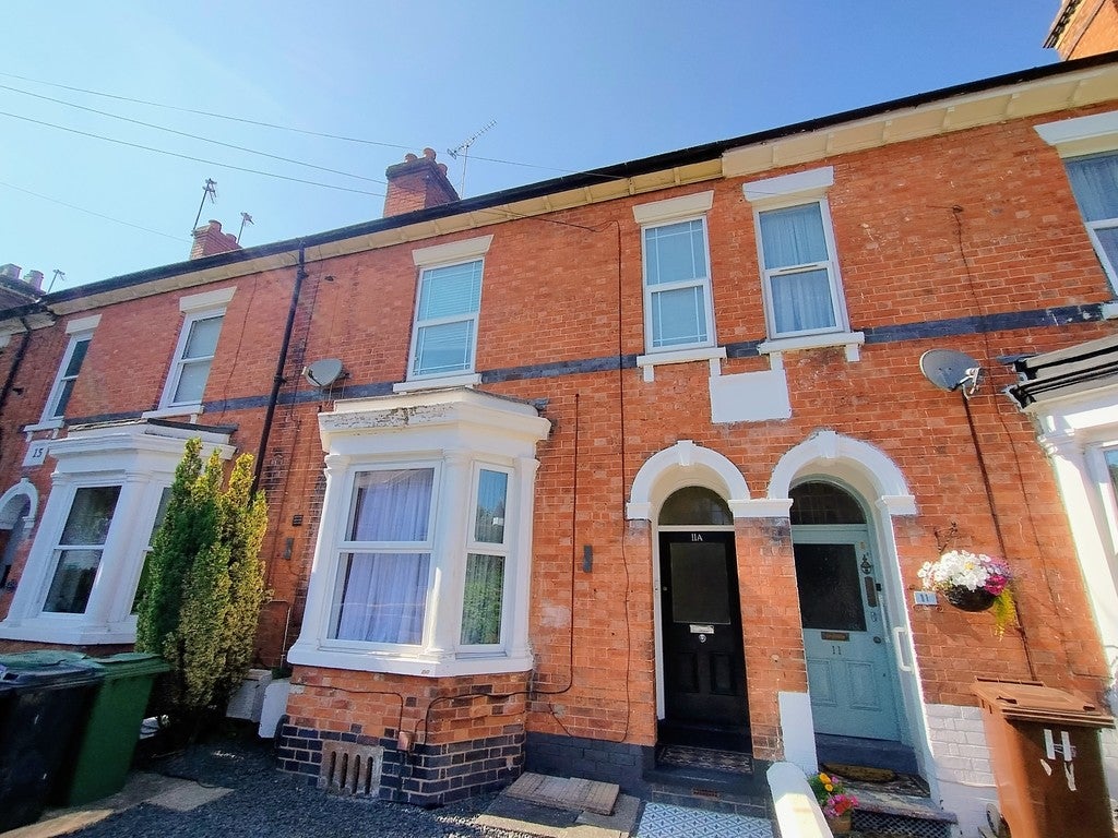 Flat Penn Road in Wolverhampton