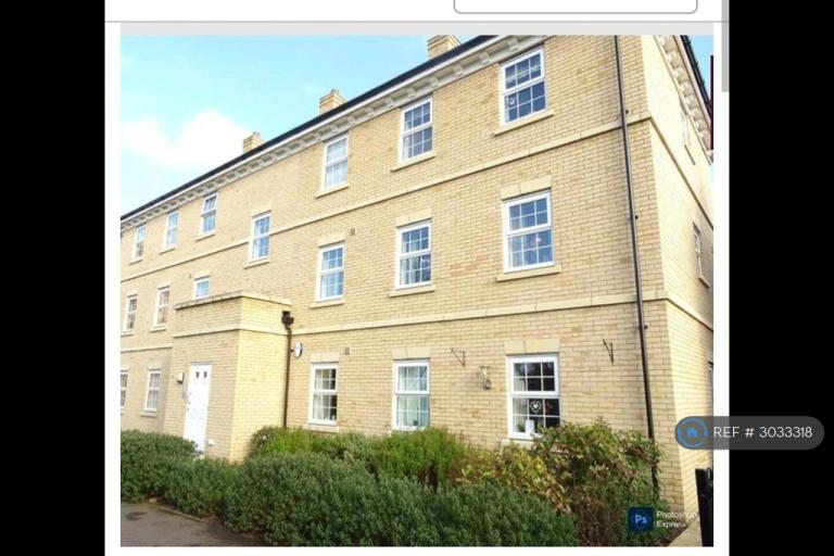 Flat Jubilee Crescent in Mid Suffolk
