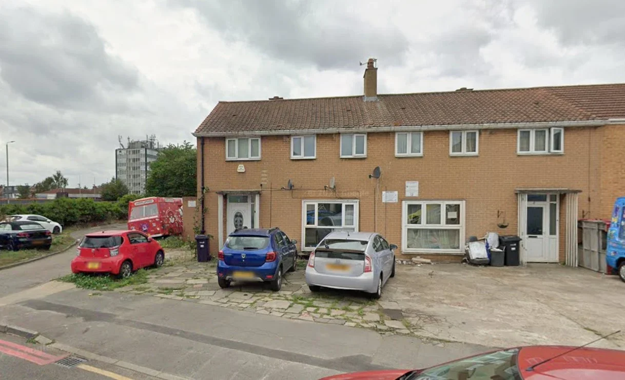 Room Oaks Lane in Greater London