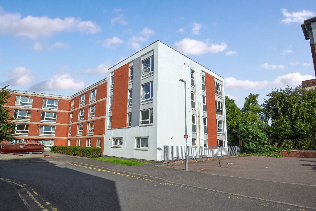 Flat Hanson Park in Glasgow
