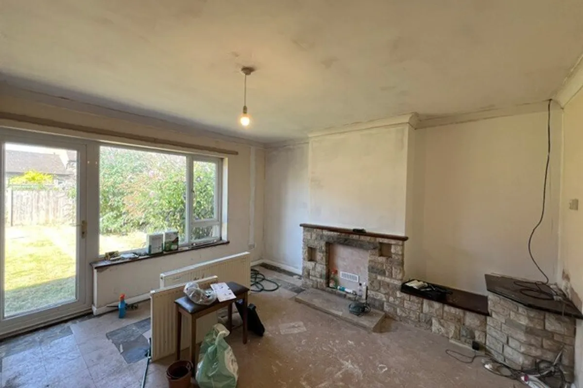 House Broadfields Close in Mid Suffolk