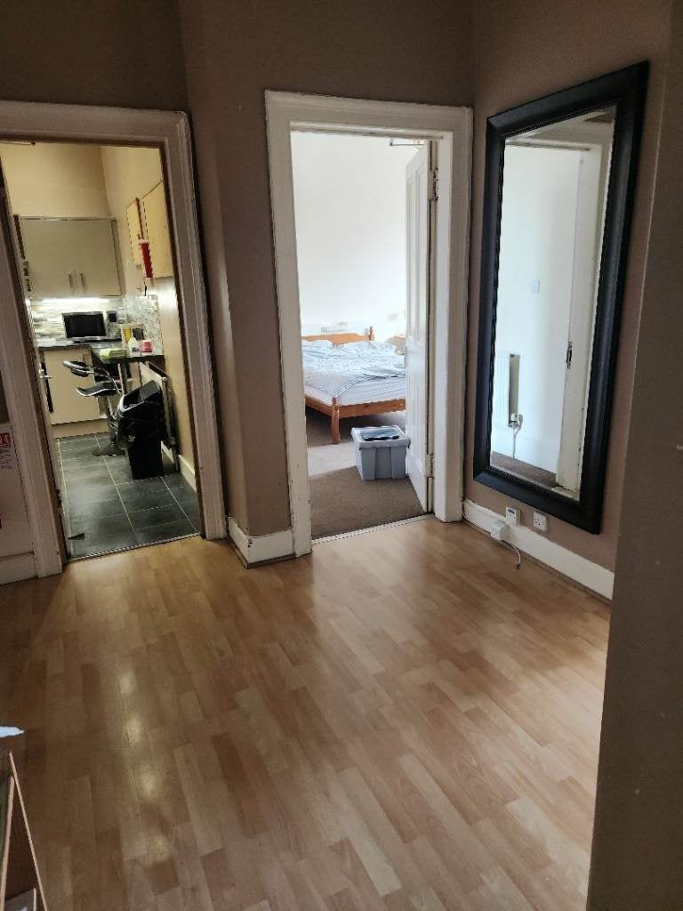 Flat South Clerk Street in City of Edinburgh