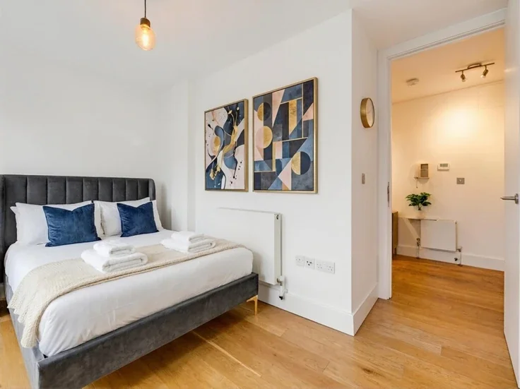 Flat Shaftesbury Avenue in Greater London