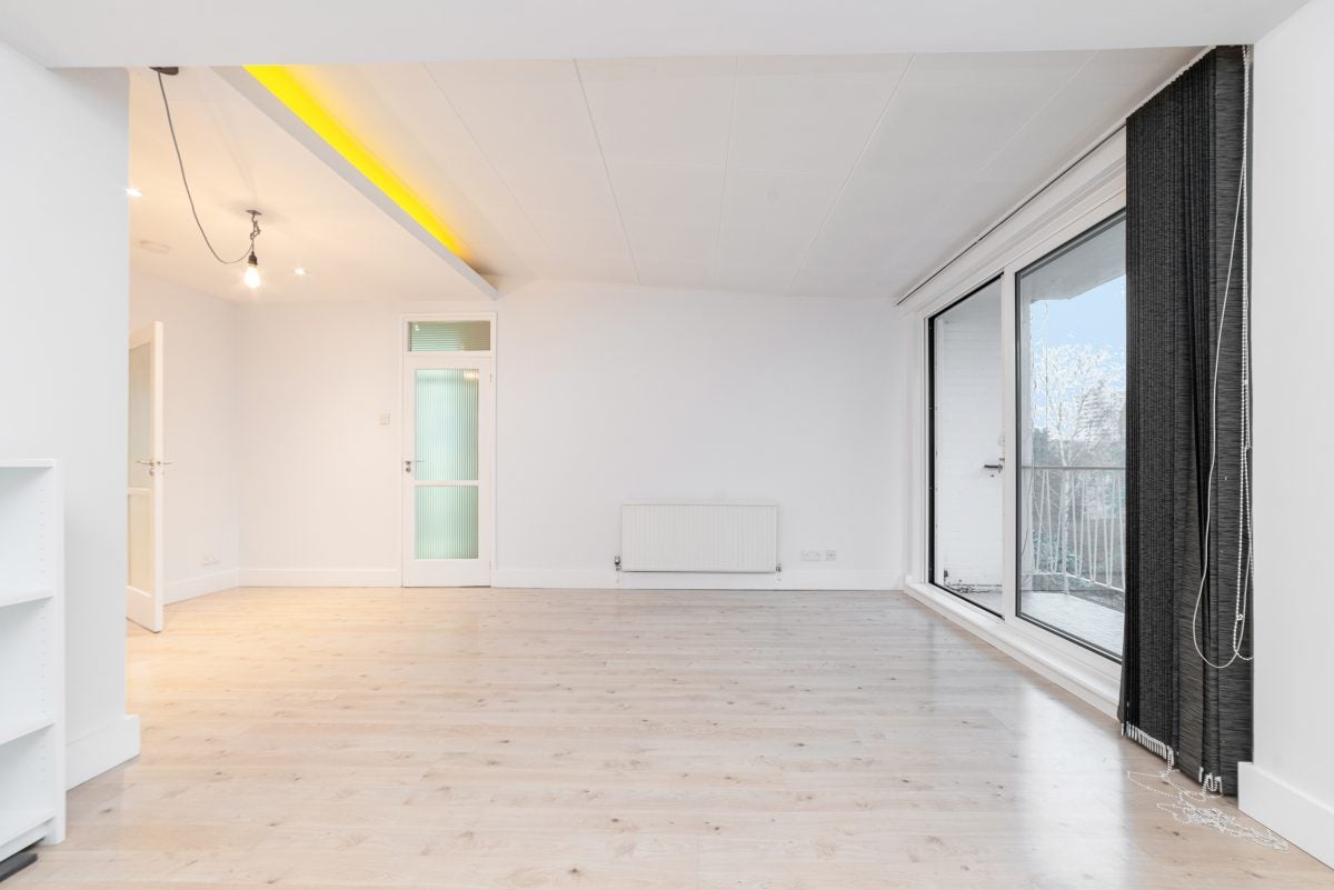 Flat Parkhill Road in Greater London