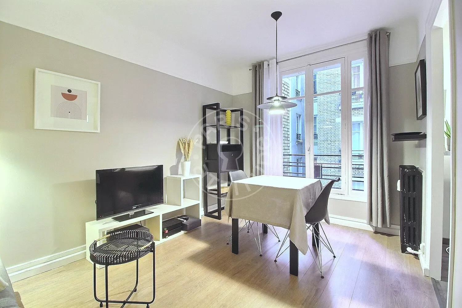 Appartement Rue la Condamine à Paris