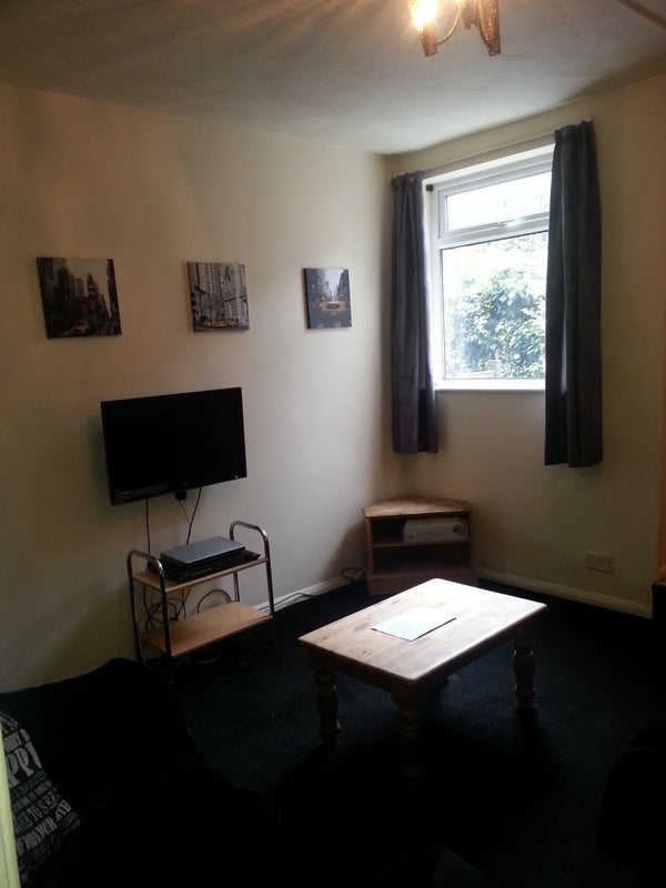 Room Neill Road in Sheffield