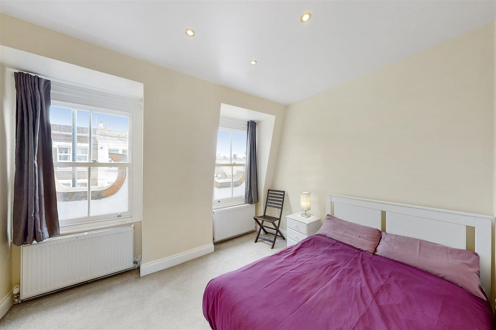 Flat Scrubs Lane in Greater London