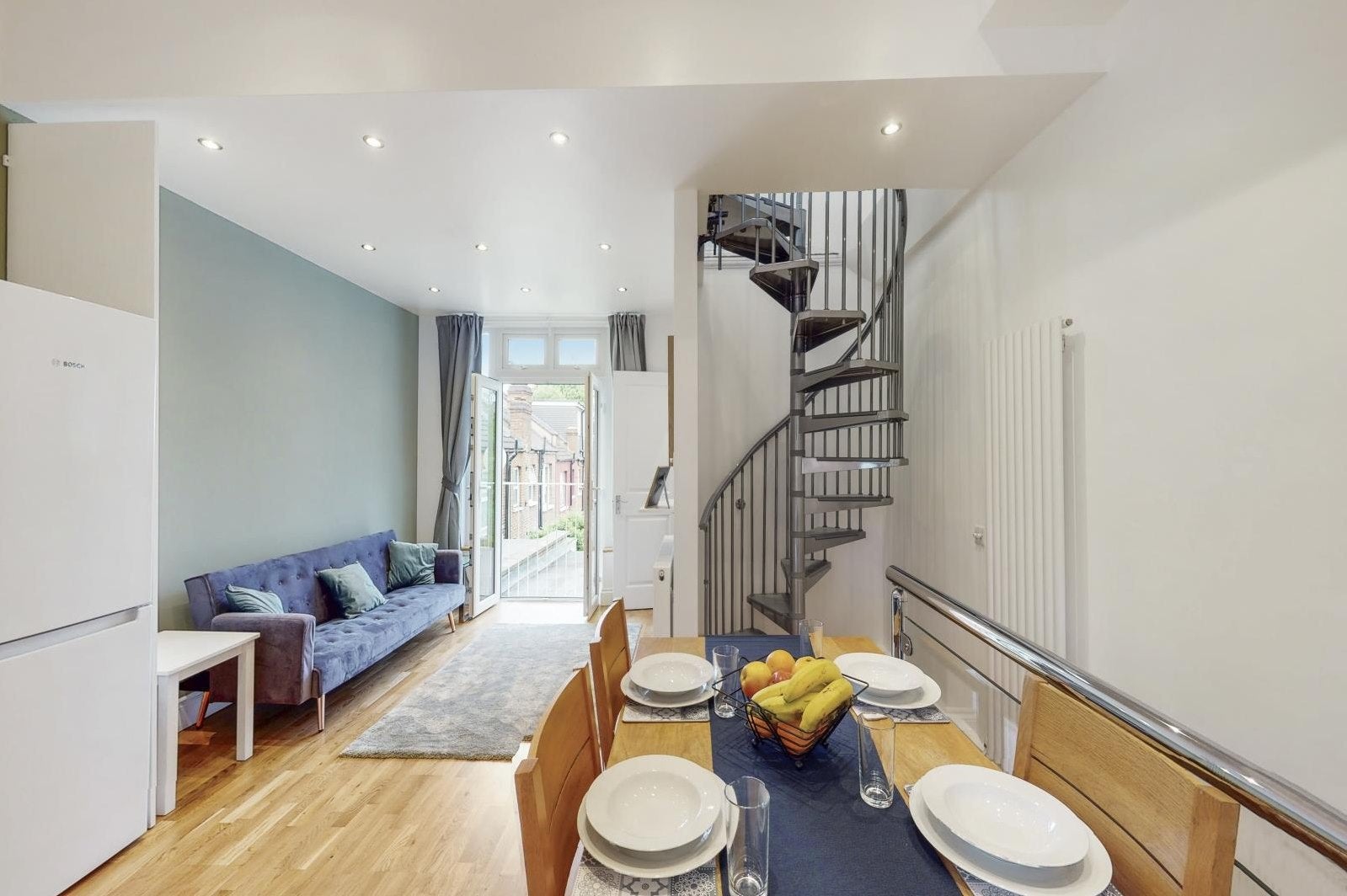 Flat Scrubs Lane in Greater London
