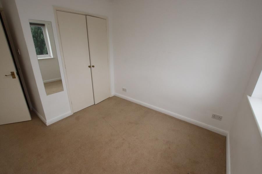 Flat Mount Pleasant Grove in Reading