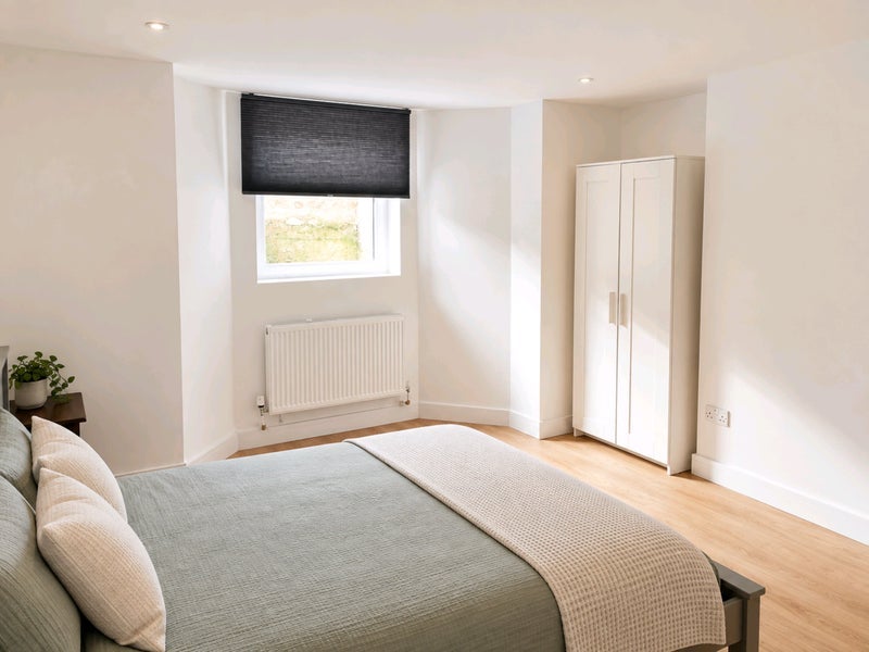 Flat Meanwood Road in Leeds