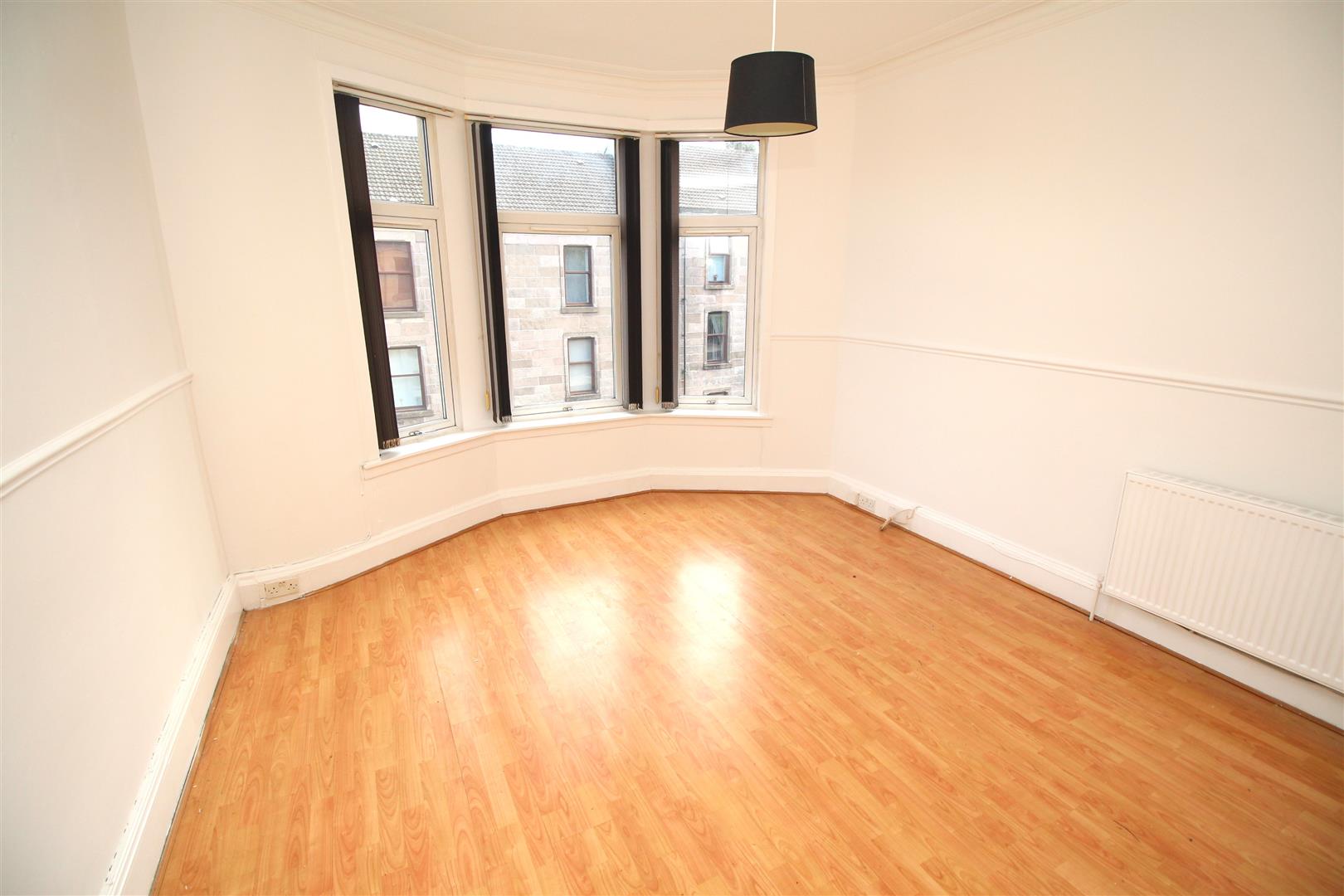 Flat Brachelston Street in Greenock