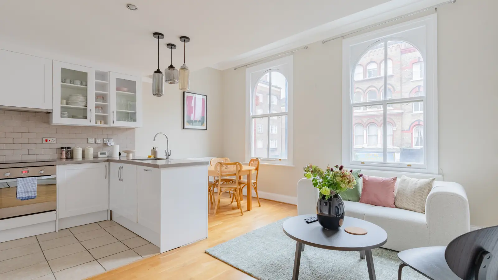 Flat Elgin Avenue in City of Westminster