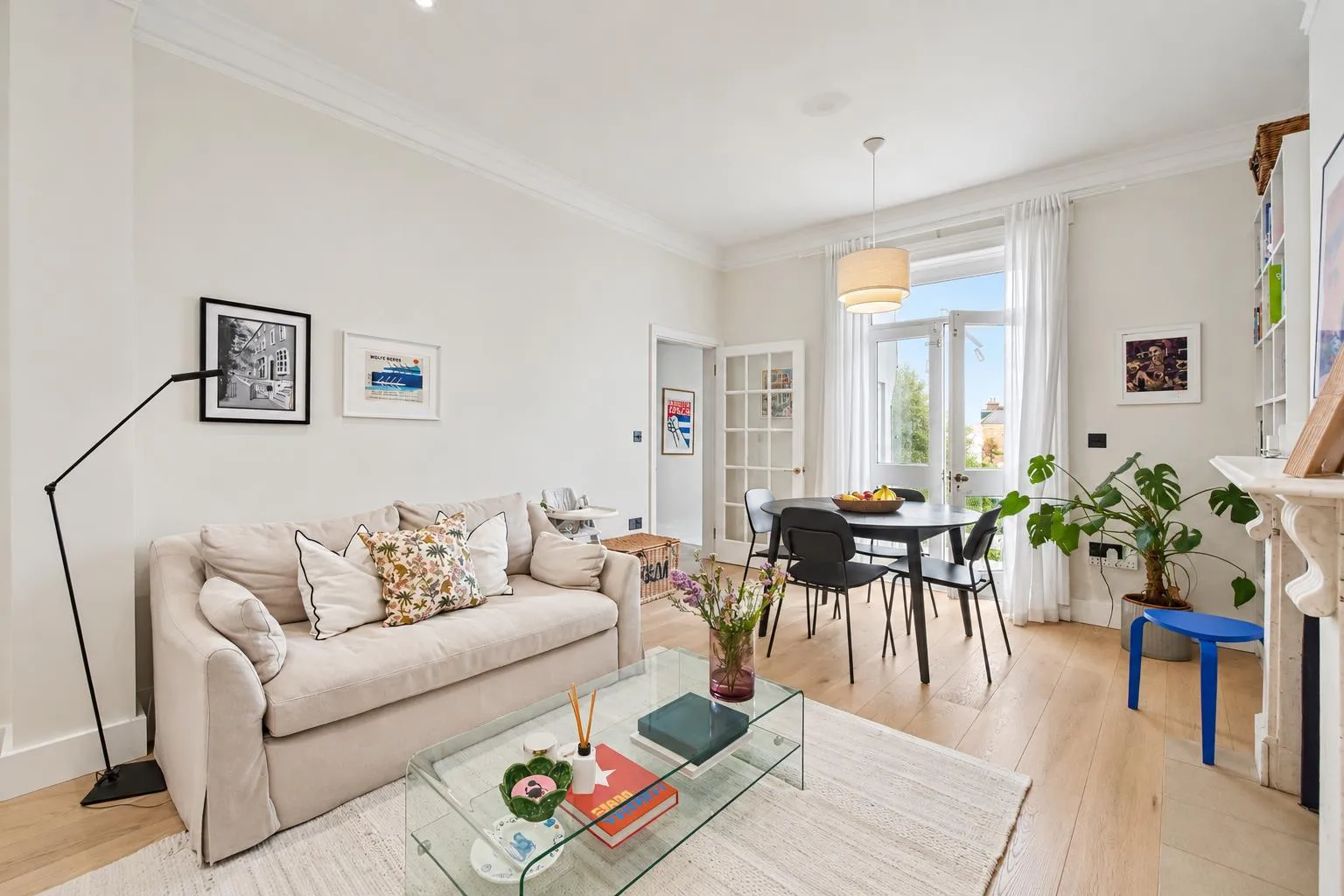 Flat Castelnau in Greater London