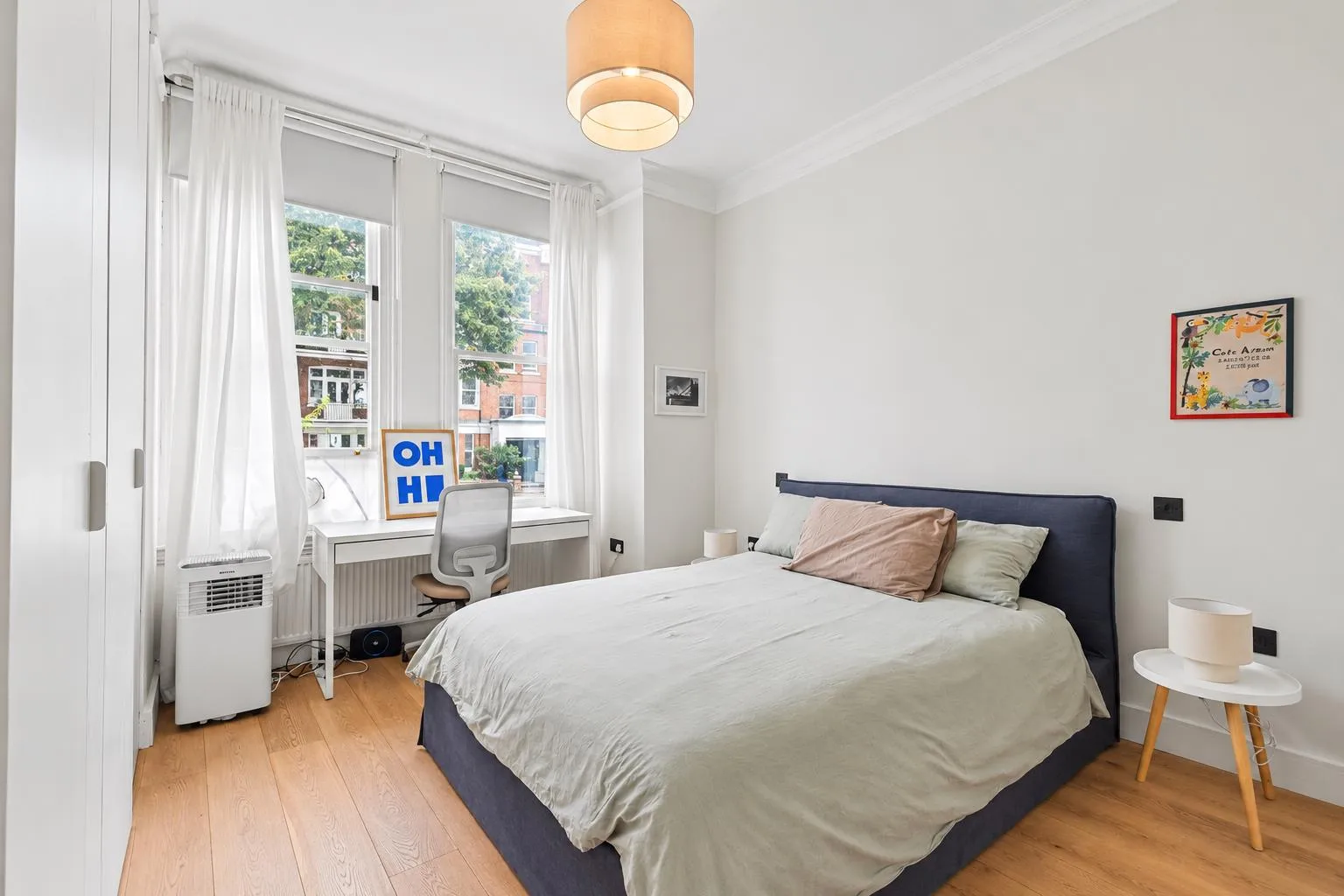 Flat Castelnau in Greater London