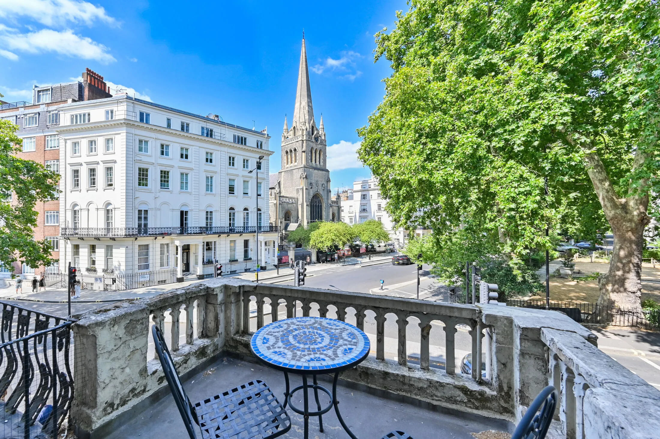 Flat Sussex Gardens in City of Westminster