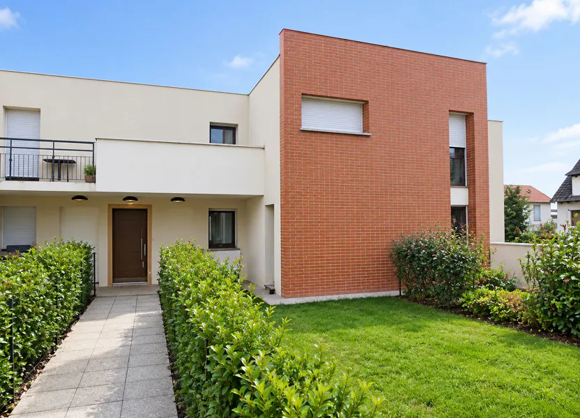 Appartement D 154 à Les Mureaux