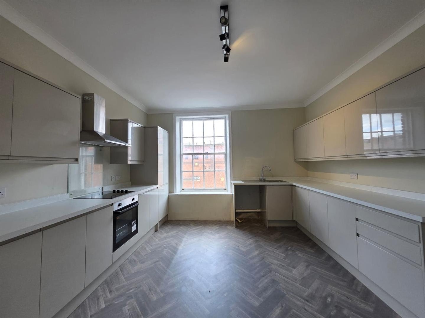 Flat Somerset Terrace in Scarborough