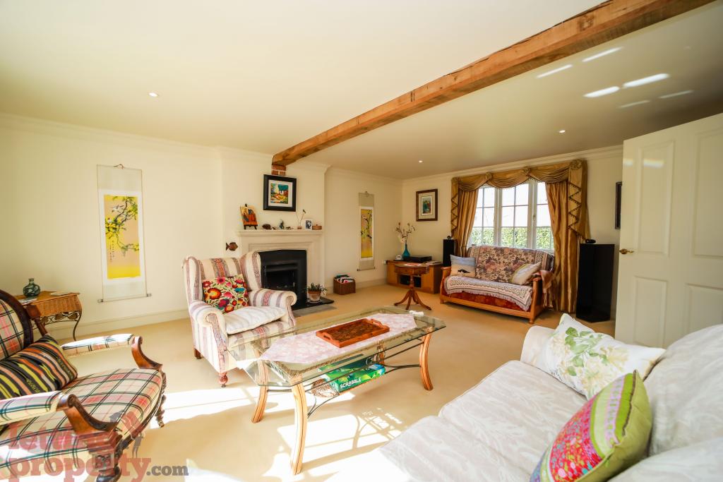 House Burton End in South Cambridgeshire
