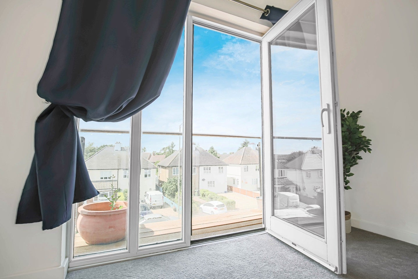 Flat Addenbrookes Road in Newport Pagnell
