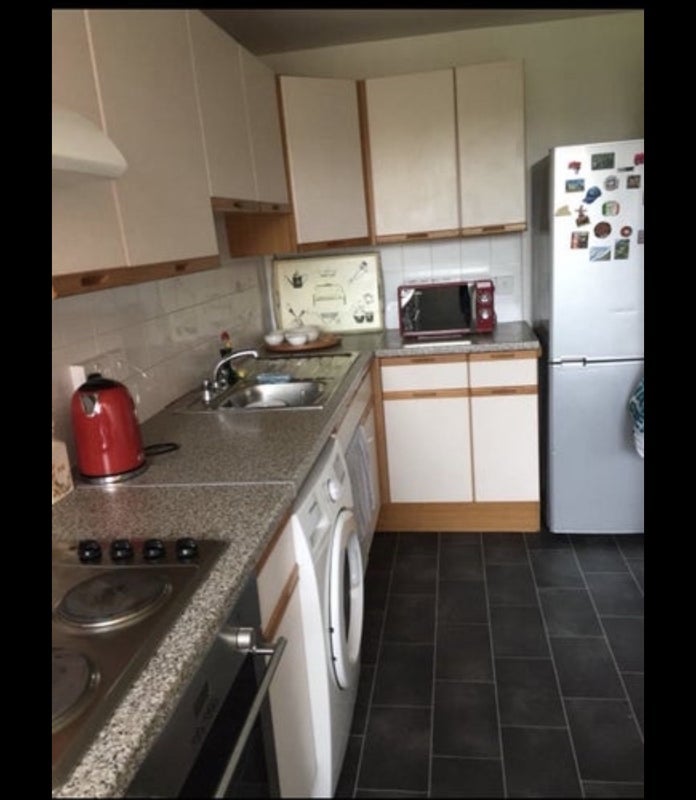 Room Bakersfield in Greater London