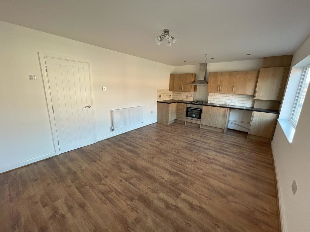 Flat Leicester Road in Trafford