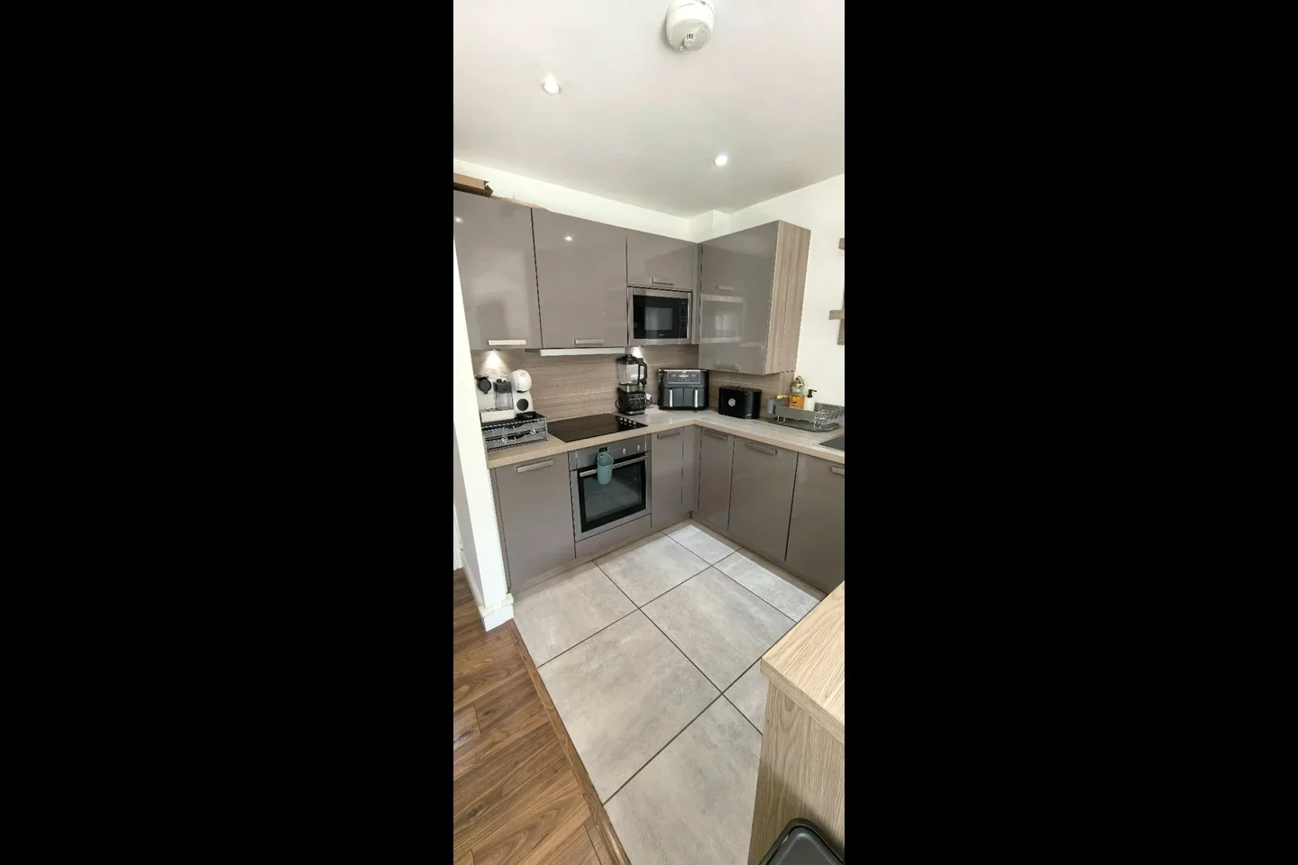 Flat Outwood Lane in Reigate and Banstead