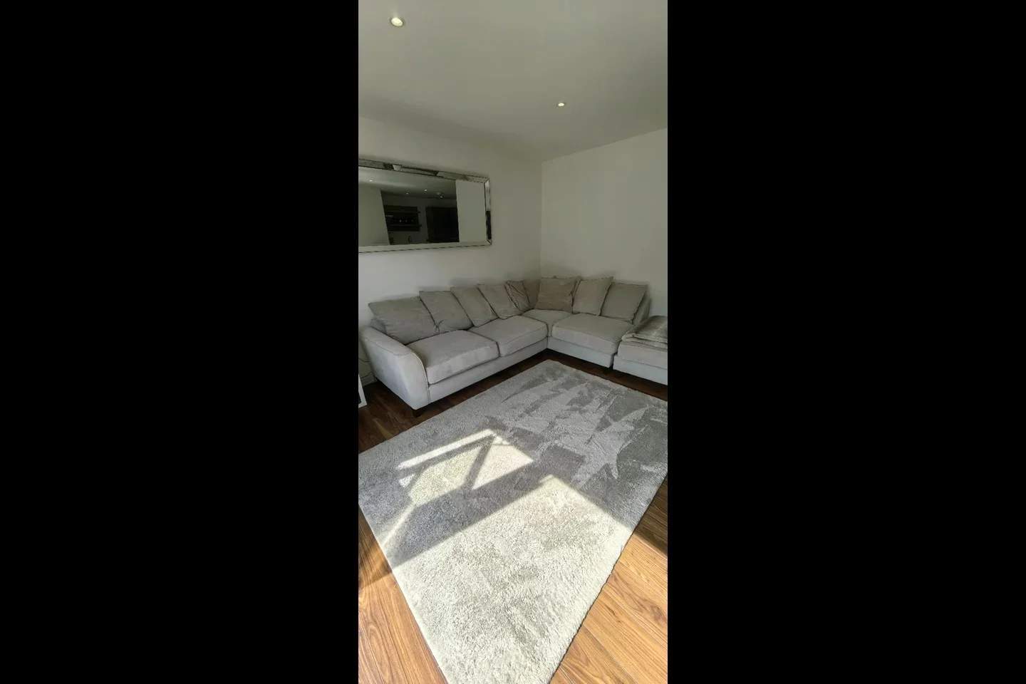Flat Outwood Lane in Reigate and Banstead
