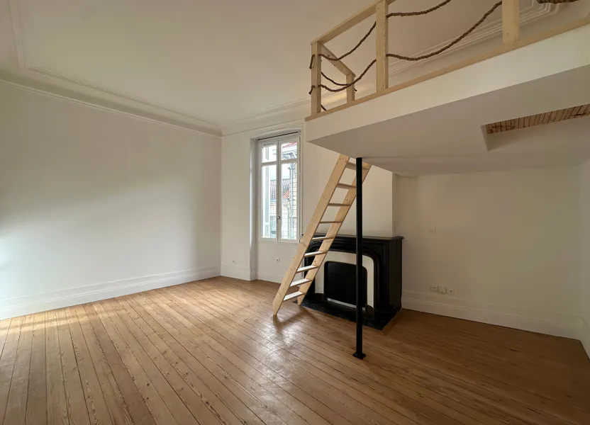 Appartement Rue Albert Nodon à Bordeaux