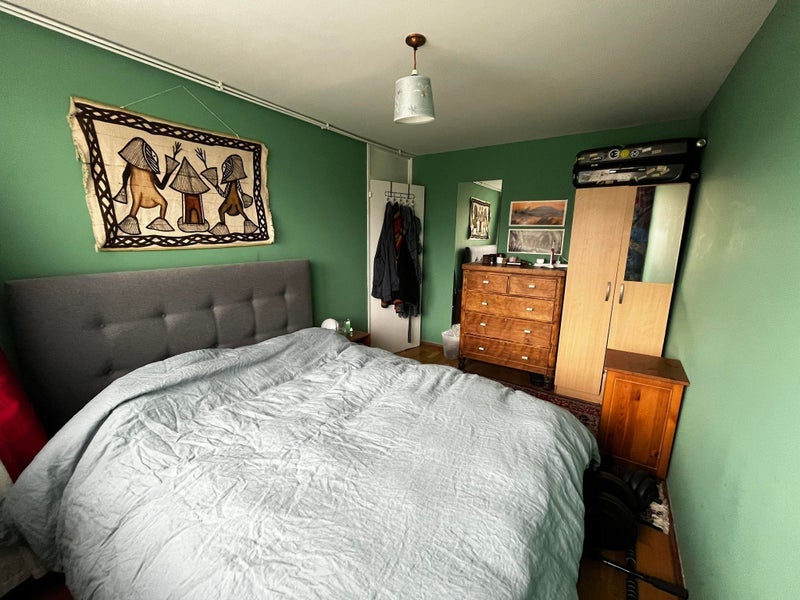 Room Taylor Close in Greater London