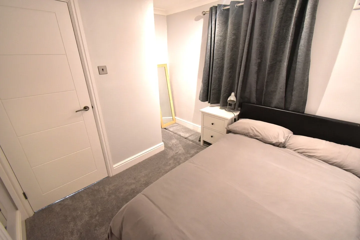 Room Widmore Drive in Dacorum