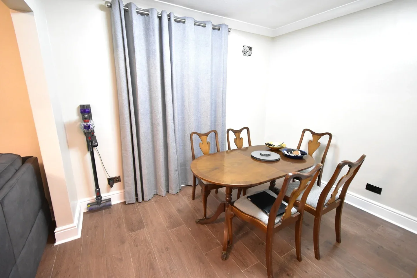 Room Widmore Drive in Dacorum