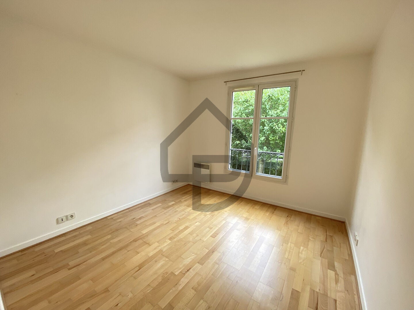 Flat Avenue Albert 1er in Rueil-Malmaison