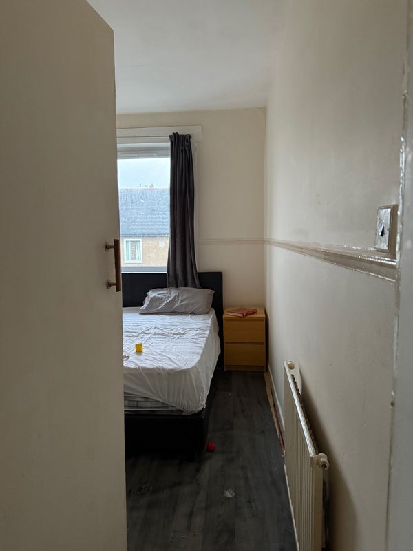 Room Crewe Place in City of Edinburgh