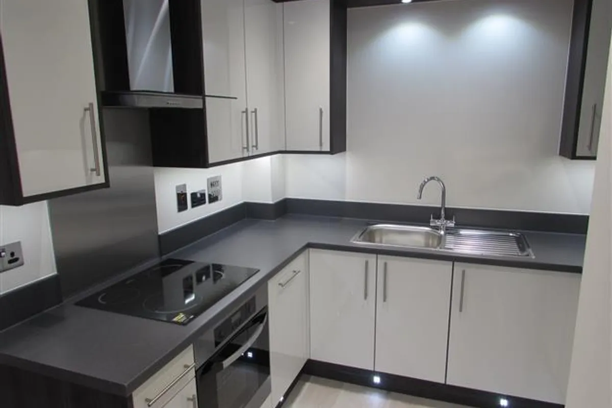 Flat Heron Way in Maidenhead