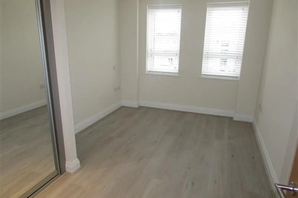 Flat Heron Way in Maidenhead