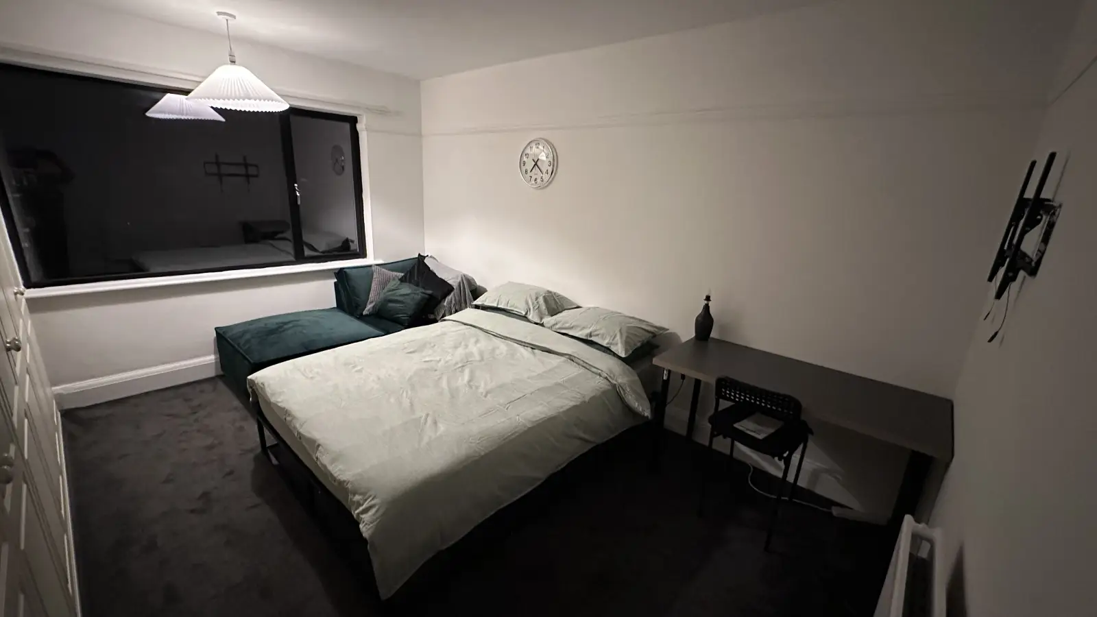 Flat Wollaton Road in Nottingham