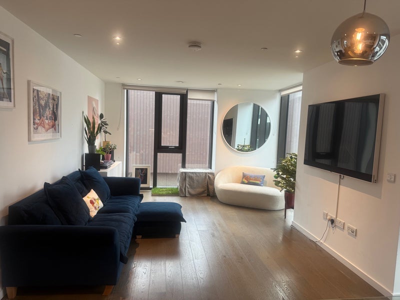 Room St. Gabriel Walk in Greater London