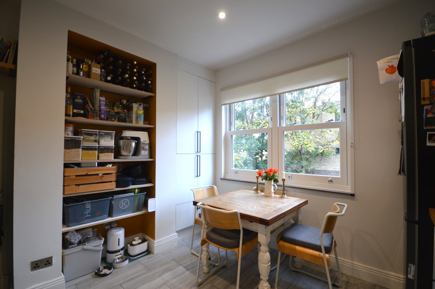 Flat Keppel Road in Greater London