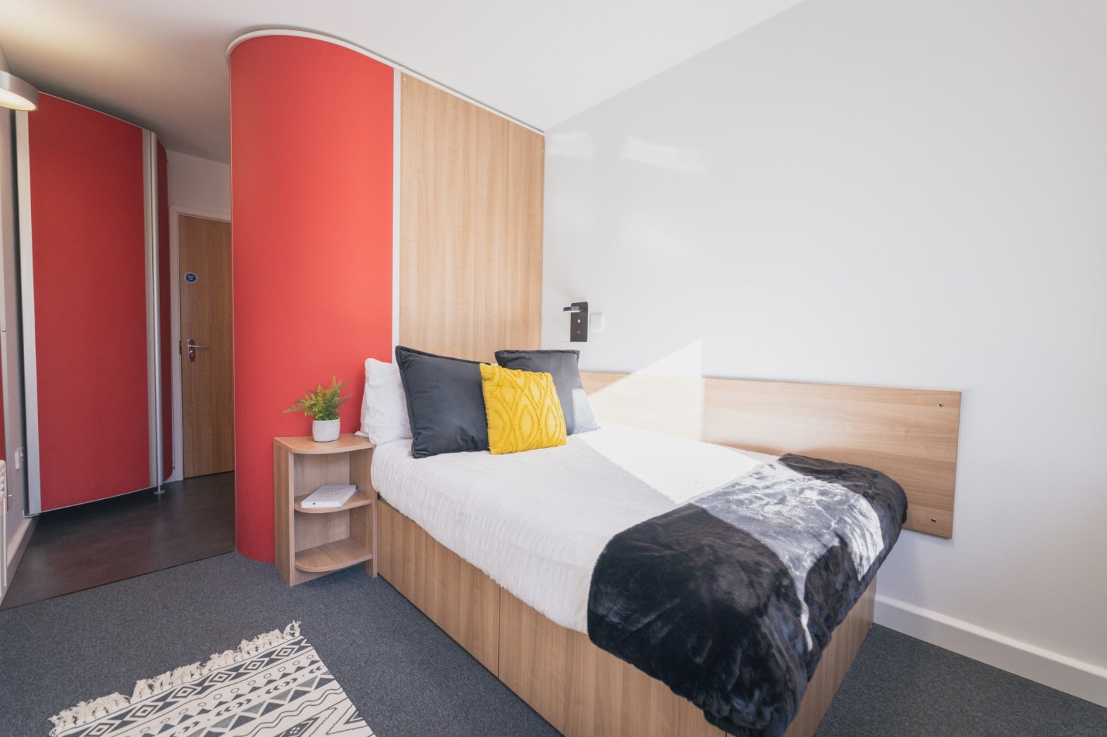 Flat Slade House in Oxford