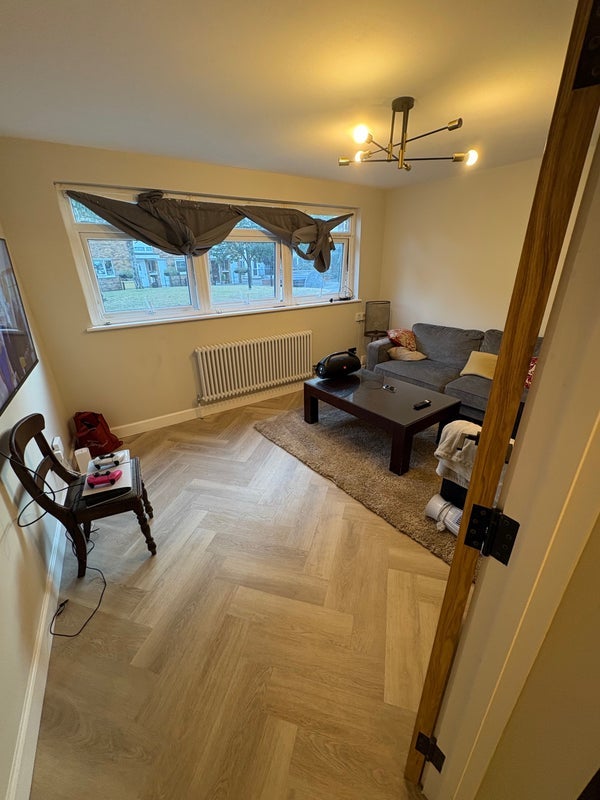 Room Codrington Mews in Greater London
