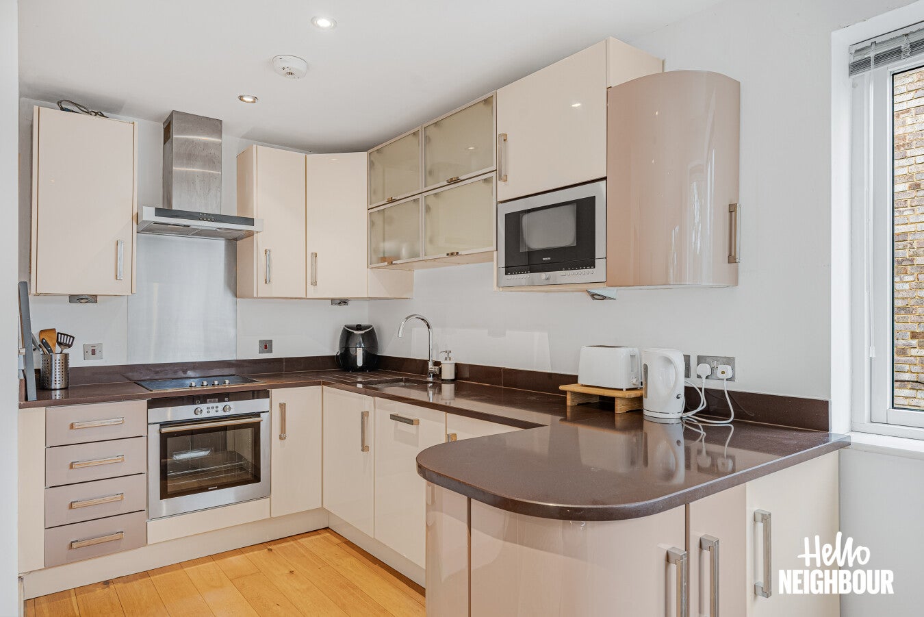 Flat Upper Richmond Road in Greater London