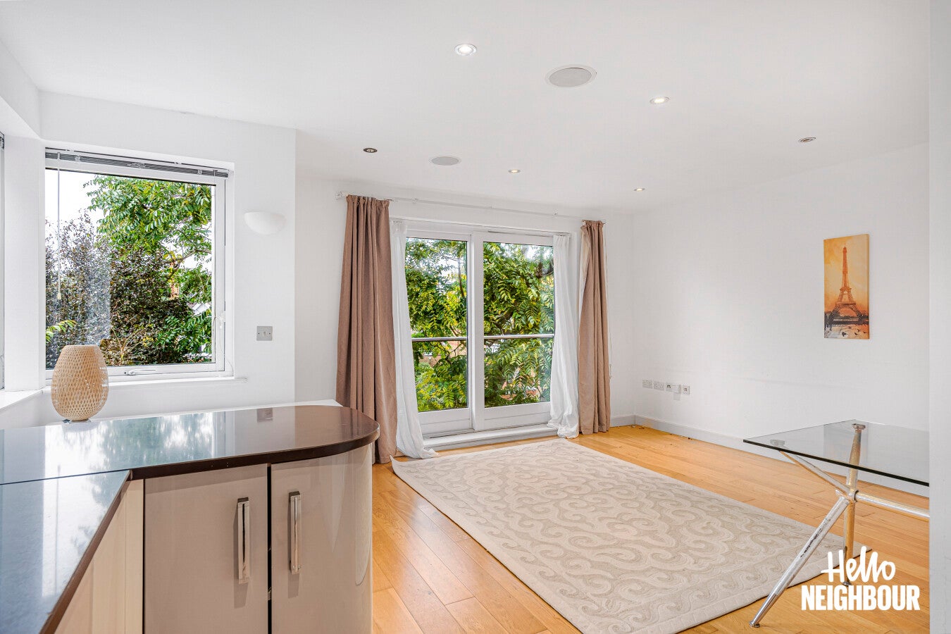 Flat Upper Richmond Road in Greater London