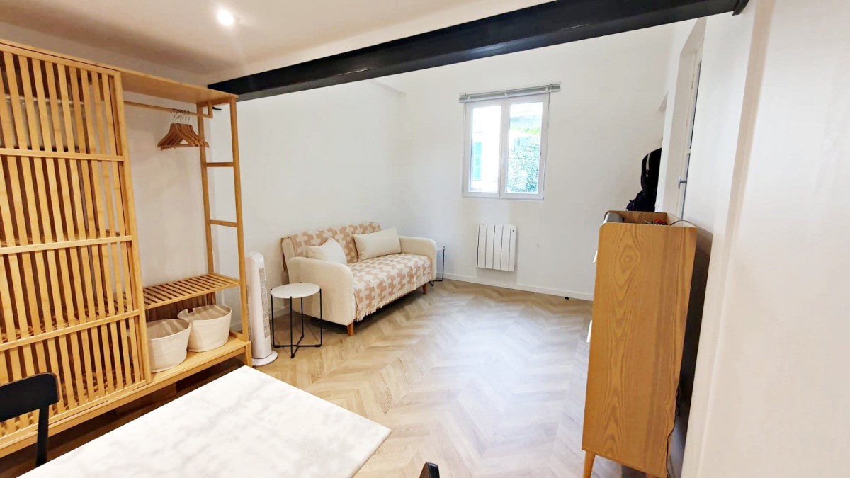 Appartement Montée Menica Rondelly à Nice