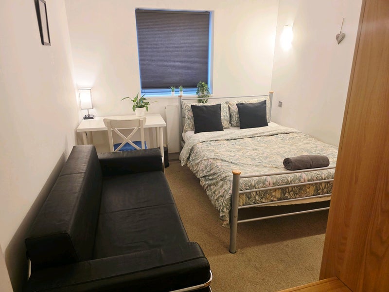 Room John Harrison Way in Greater London