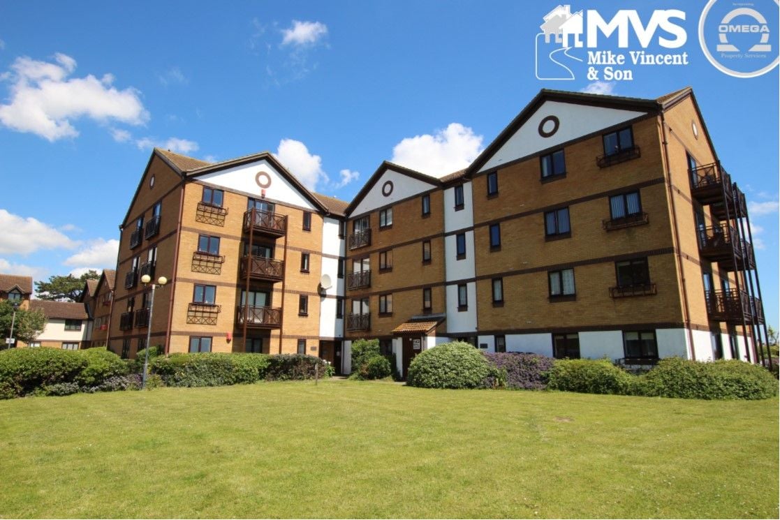 Flat Connaught Gardens East in Clacton-on-Sea