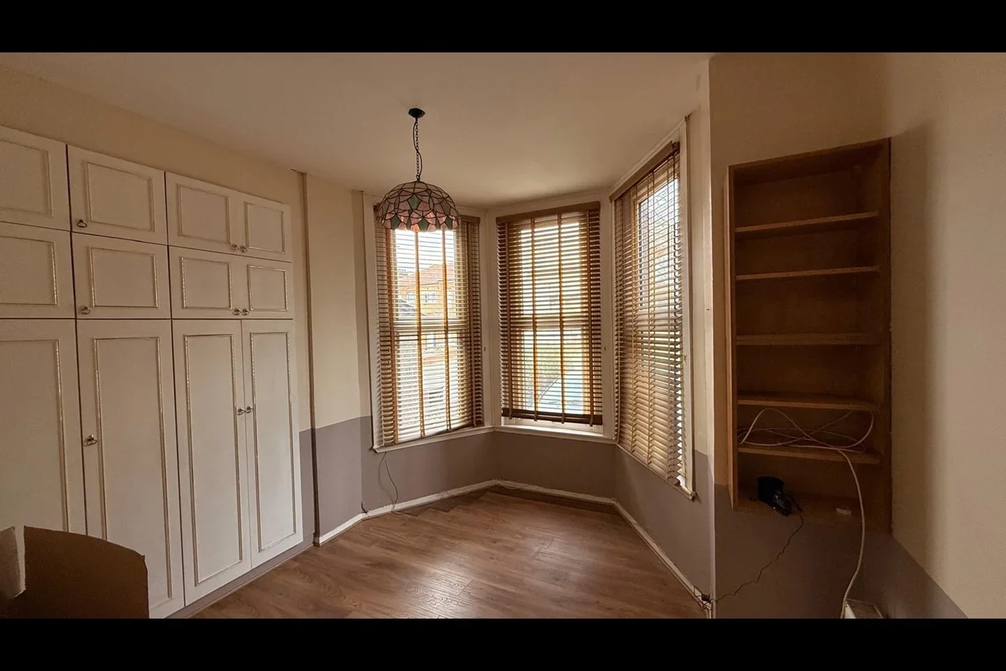 Flat Mansfield Road in Greater London